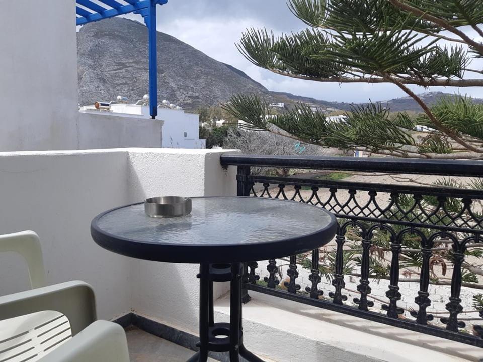 Hotel Koralli Kamári エクステリア 写真