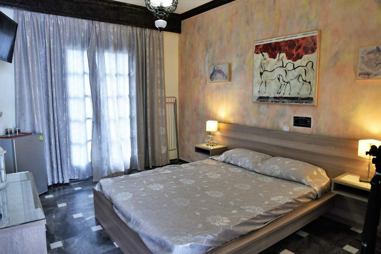 Hotel Koralli Kamári エクステリア 写真
